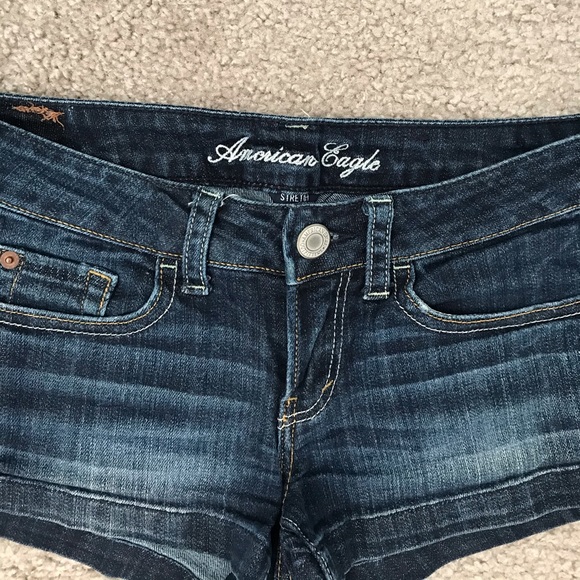 American Eagle Jean Short Shorts - Picture 2 of 9